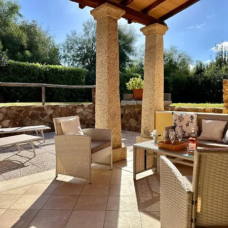 Zippiri Is Molas Semesterbostad Pula