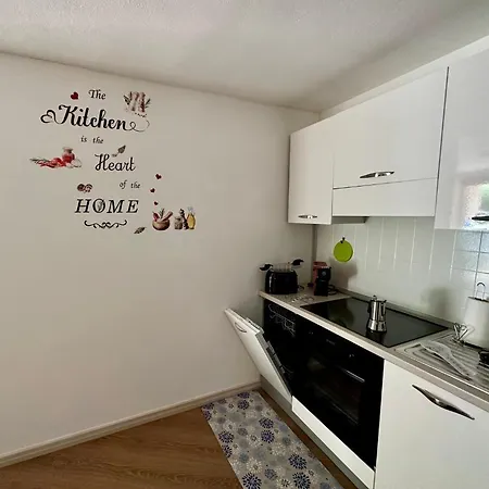 Zippiri Is Molas Pula