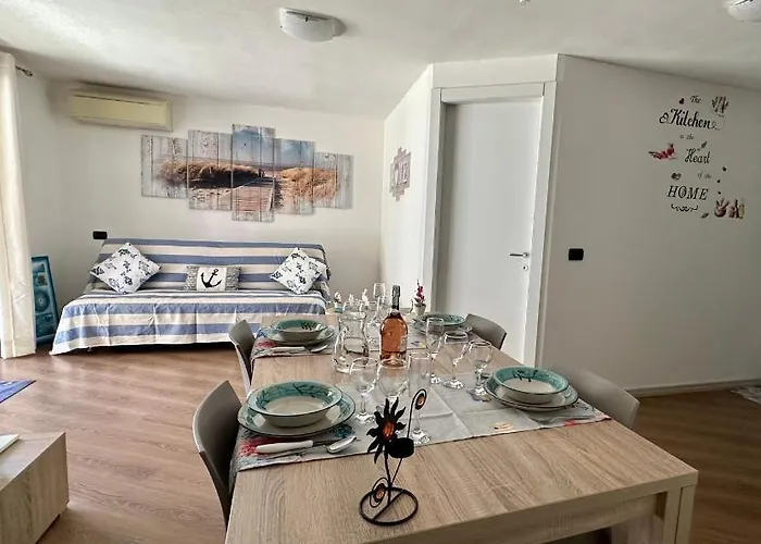 بيت للعطل Zippiri Is Molas بولا