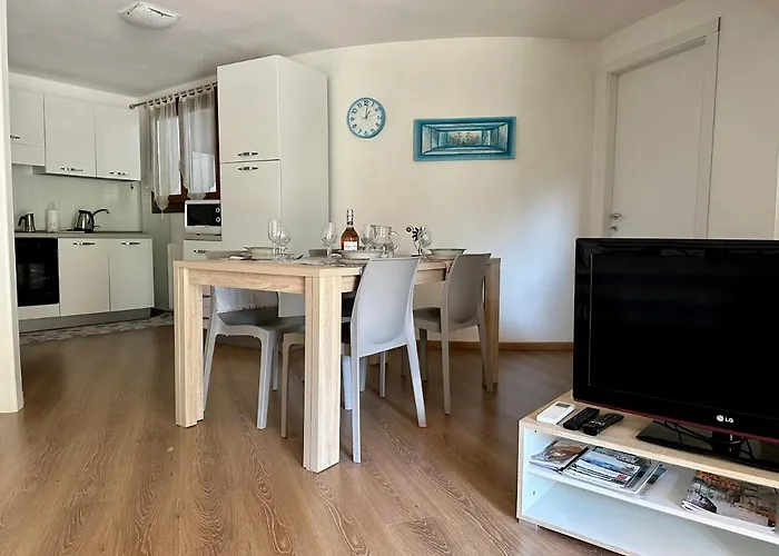 Zippiri Is Molas بولا