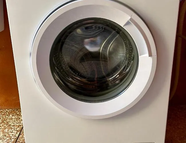 Zippiri Is Molas بولا